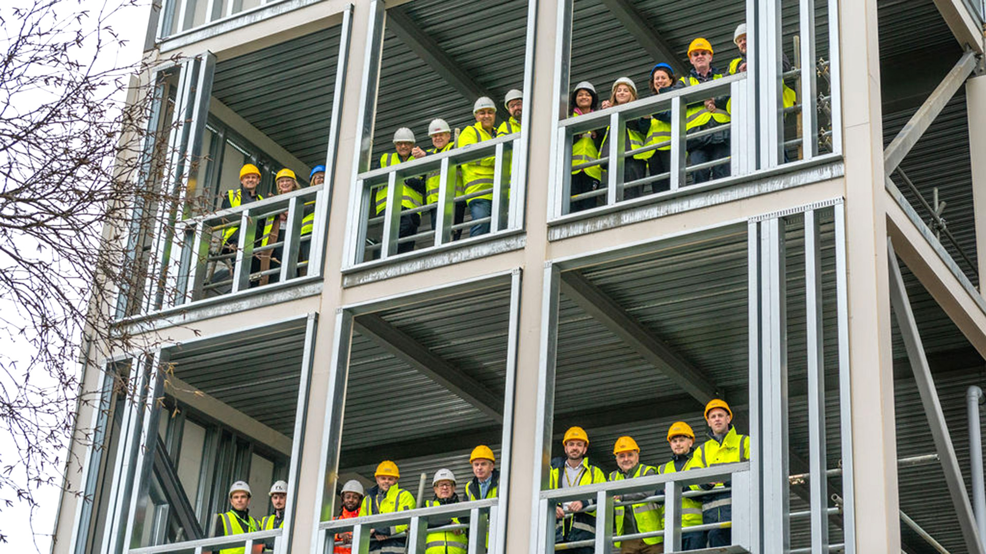 Cirencester College Hold Topping Out Ceremony to Celebrate £3.5m Avebury Building